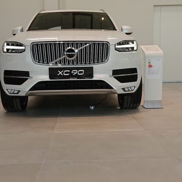 Ref_Volvo_Bilhus_Vallensbæk_Via Biler_2